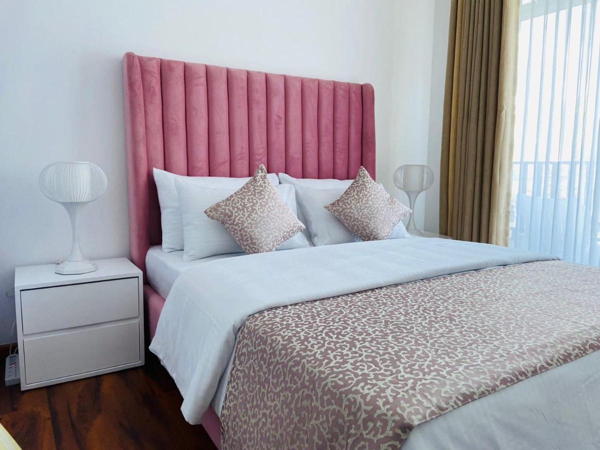 Grand Winterberry - Lake View Luxury Residence นูวาราเอลิยา ภายนอก รูปภาพ