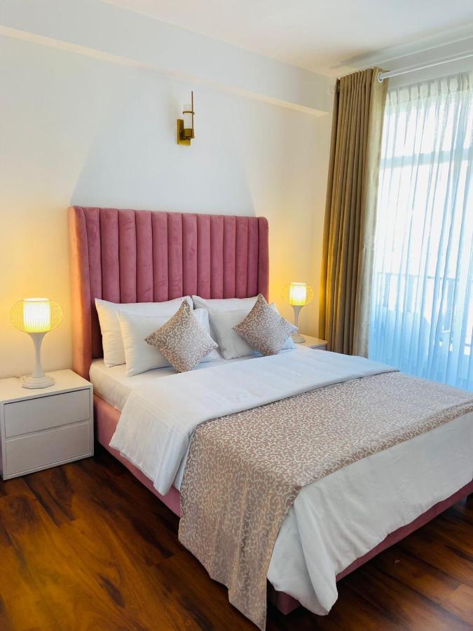 Grand Winterberry - Lake View Luxury Residence นูวาราเอลิยา ภายนอก รูปภาพ