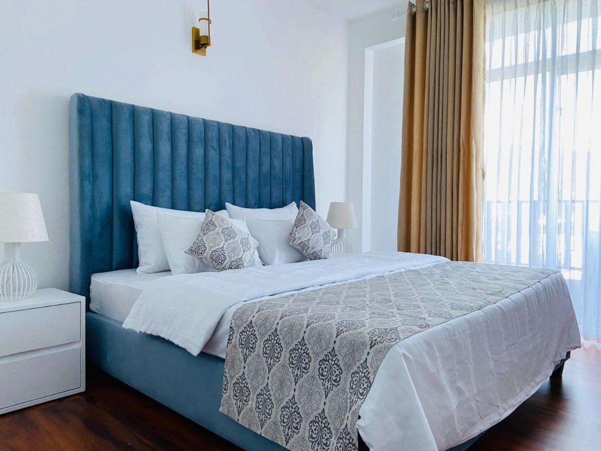 Grand Winterberry - Lake View Luxury Residence นูวาราเอลิยา ภายนอก รูปภาพ