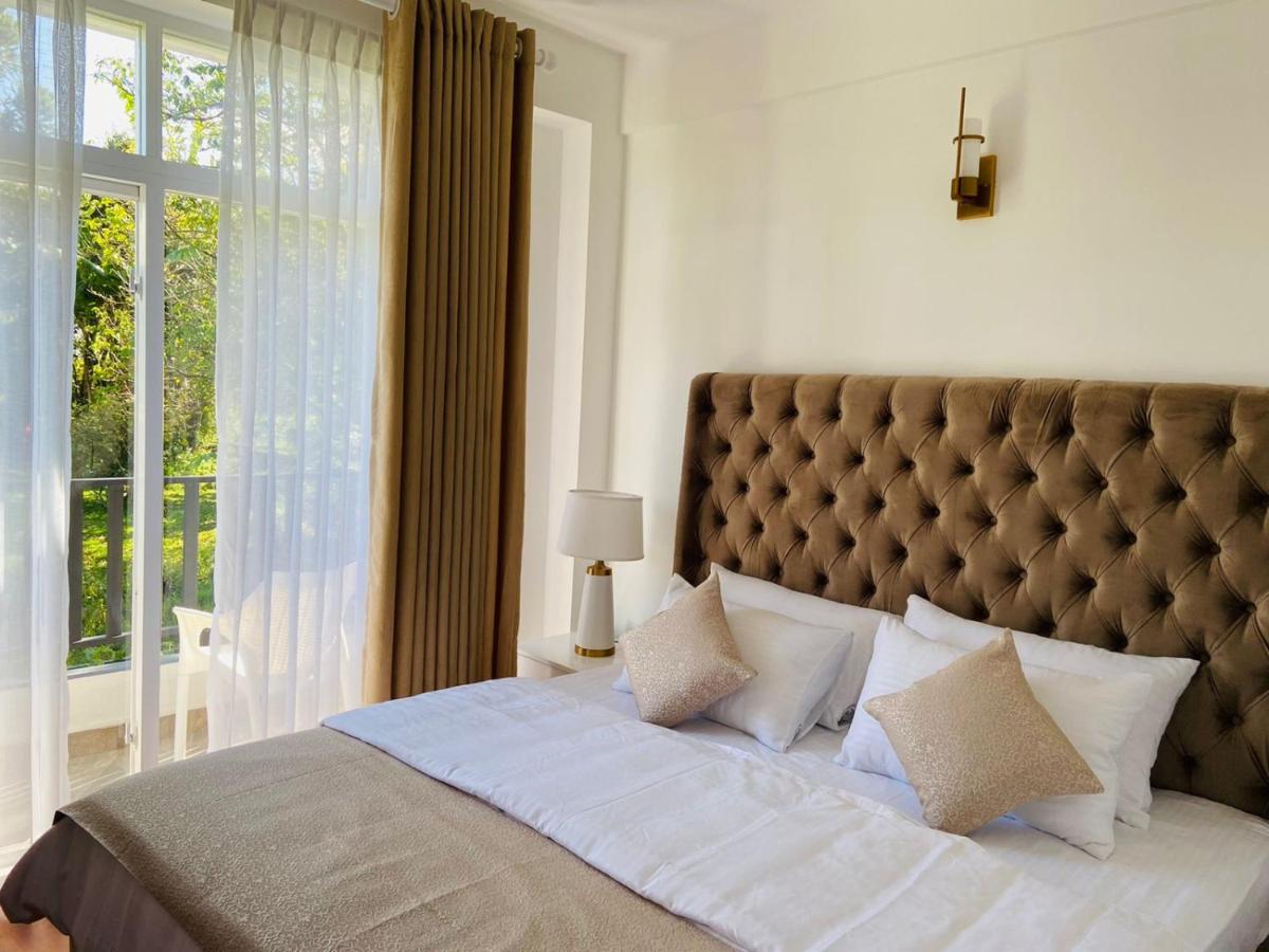 Grand Winterberry - Lake View Luxury Residence นูวาราเอลิยา ภายนอก รูปภาพ