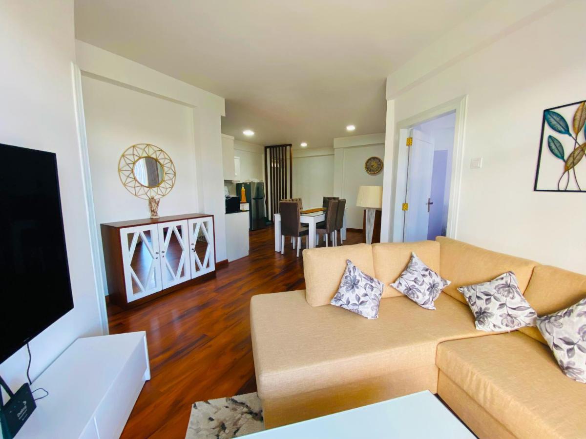 Grand Winterberry - Lake View Luxury Residence นูวาราเอลิยา ภายนอก รูปภาพ
